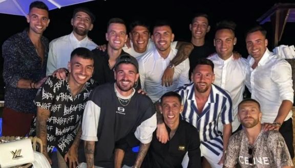 Messi festejó su cumpleaños con los jugadores de la Selección Argentina