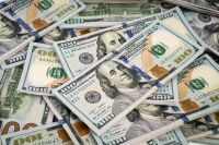 El dólar blue registró su mayor suba semanal en un año y cerró en $226