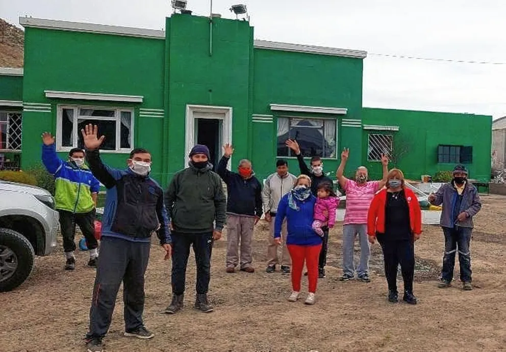 Un rincón comodorense convertido en refugio y espacio de contención social