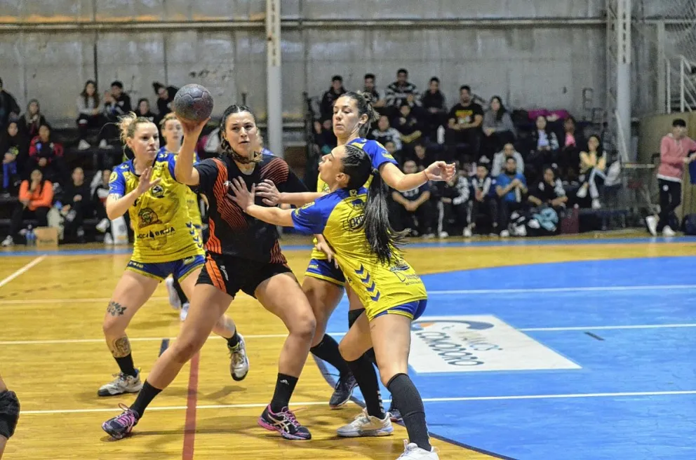 Se juegan las finales del Nacional B con todos equipos de Buenos Aires