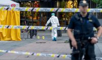Dos muertos y 21 heridos tras un tiroteo en un bar gay de Oslo: investigan terrorismo