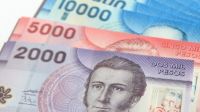El Gobierno chileno subastará 5.000 millones de dólares: la divisa se convirtió en la más despreciada en junio