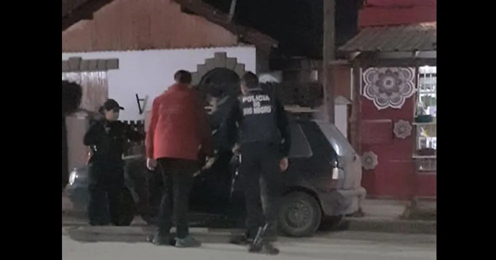Encontraron a un hombre muerto dentro de su vehículo