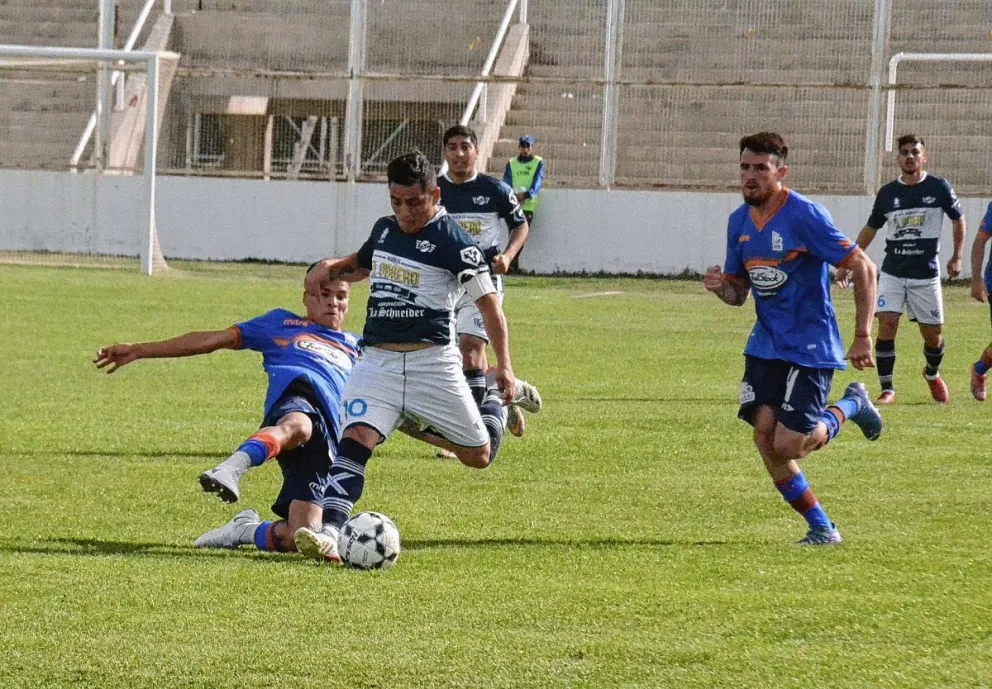 Los punteros juegan de visitante