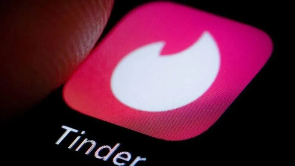 Conoció a una chica en Tinder, ella lo drogó y desvalijó su casa 