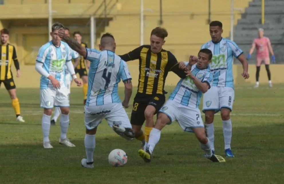 Triunfazo en el Carminatti: Sol de Mayo derrotó al líder Olimpo y le quitó el invicto