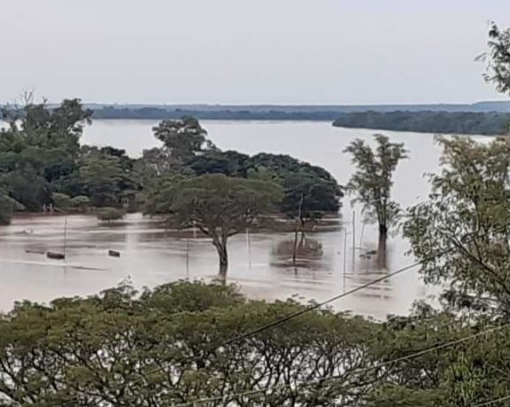 Santo Tomé: el río Uruguay sigue subiendo y ya son cuatro las familias autoevacuadas 
