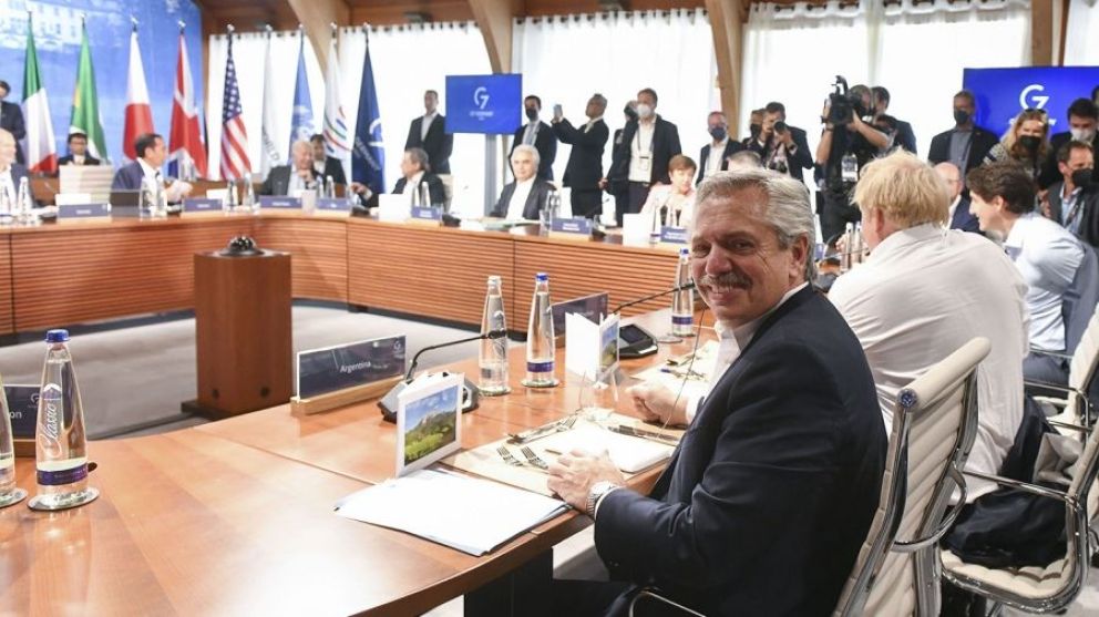 Fernández pidió el "cese de hostilidades" en Ucrania y una nueva arquitectura financiera