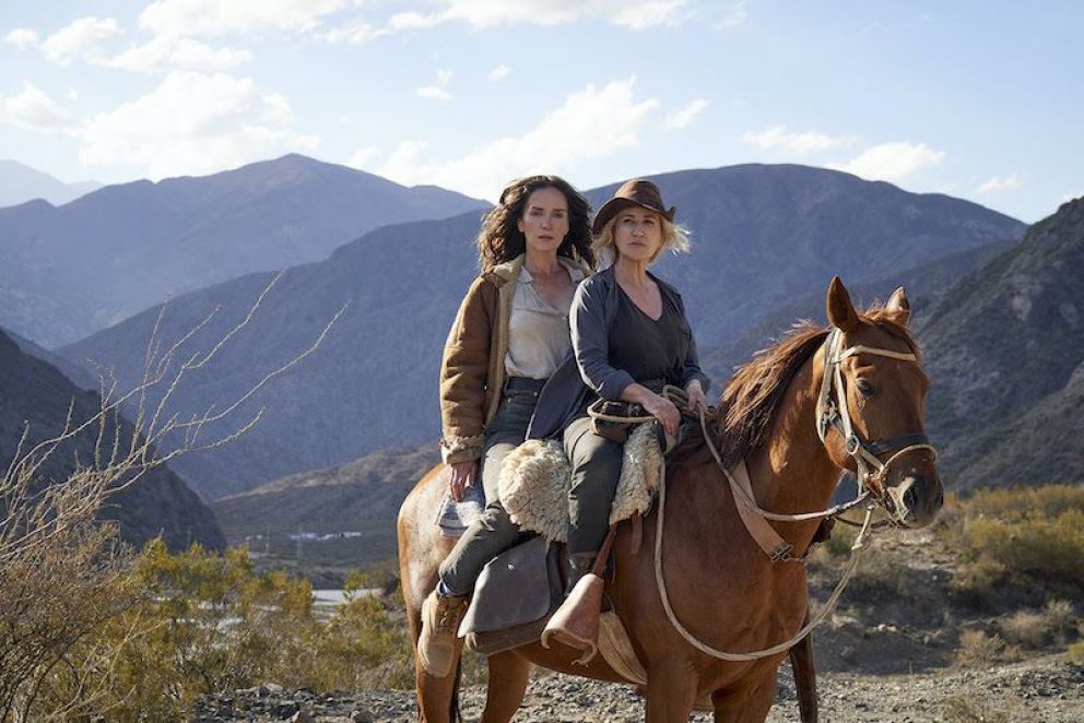 Crítica de "Las rojas", un western feminista con Natalia Oreiro y Mercedes Morán