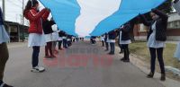 Proyecto "Mi Bandera": alumnos de Frías hicieron una de 30 metros de largo [Fotos y video]