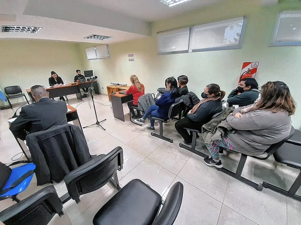 Cinco intergrantes del Movimiento de Trabajadores Excluidos (MTE) en el banquillo de acusados por “extorsión”