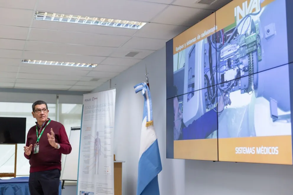 INVAP participa en la creación de un novedoso centro contra el cáncer