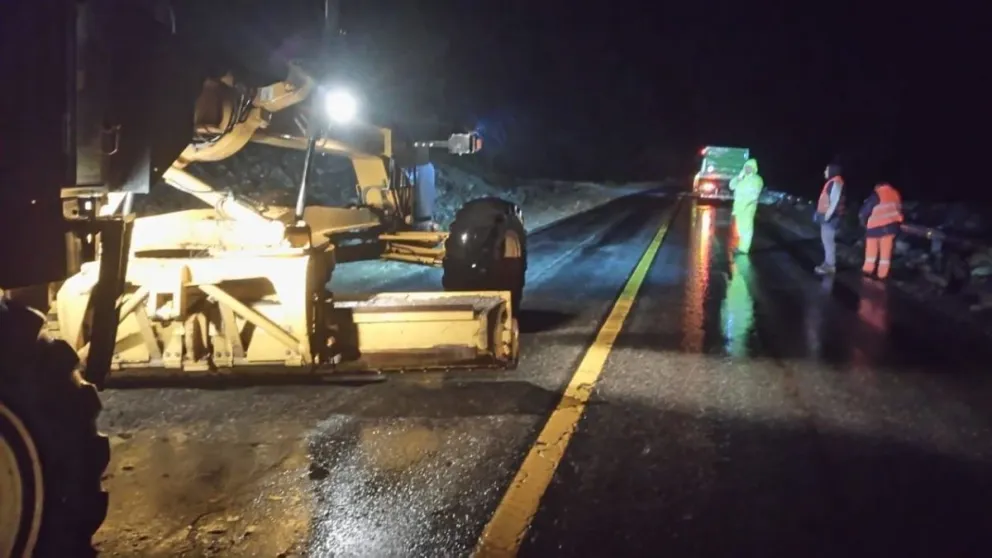 Desprendimiento de piedras en la ruta 40