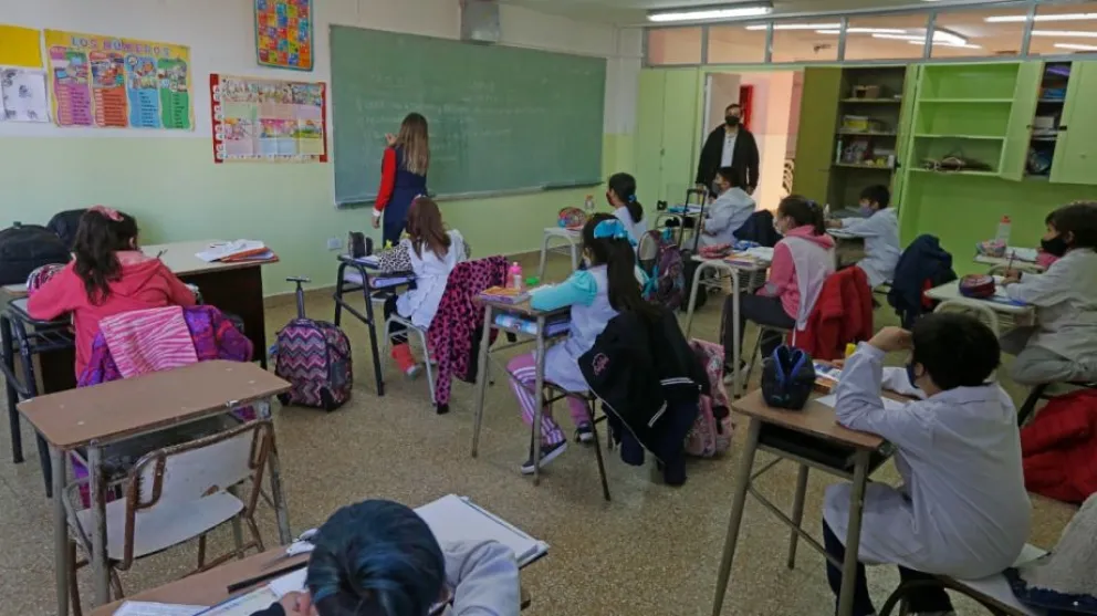 Río Negro amplía las jornadas escolares en algunas escuelas