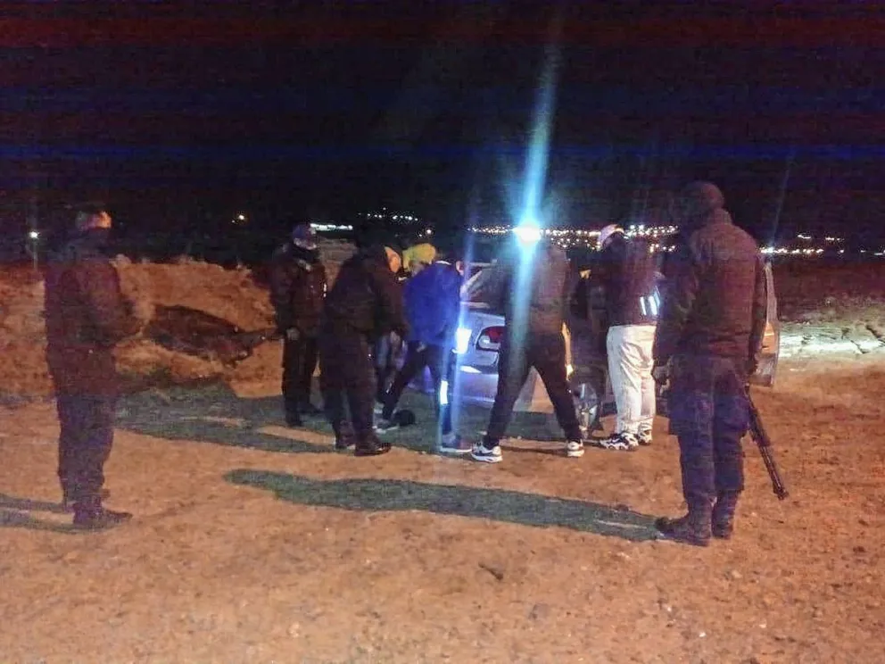 Mientras el hombre baleado en el cumple de 15 sigue grave, uno de los detenidos cumplirá 15 días de prisión preventiva