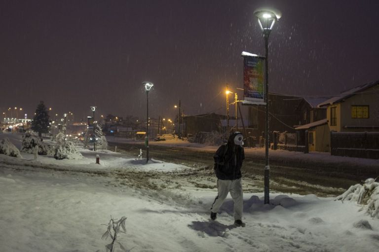 Por la nieve, suspenden las clases en Bariloche | ANBariloche