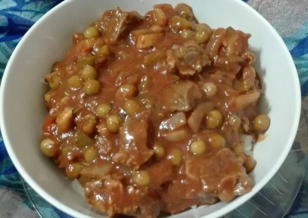 Conocé que dejó una salteña dentro de un guiso 