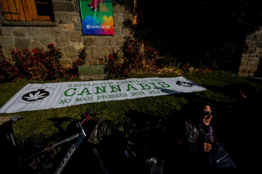 En la marcha por la marihuana varias personas se acercaron a consultar sobre su uso medicinal