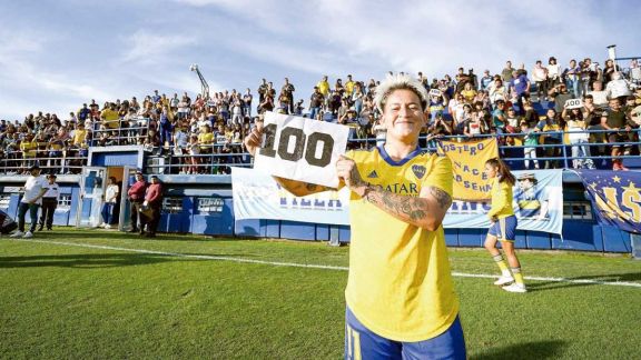Los 100 goles  de Yamila en Boca