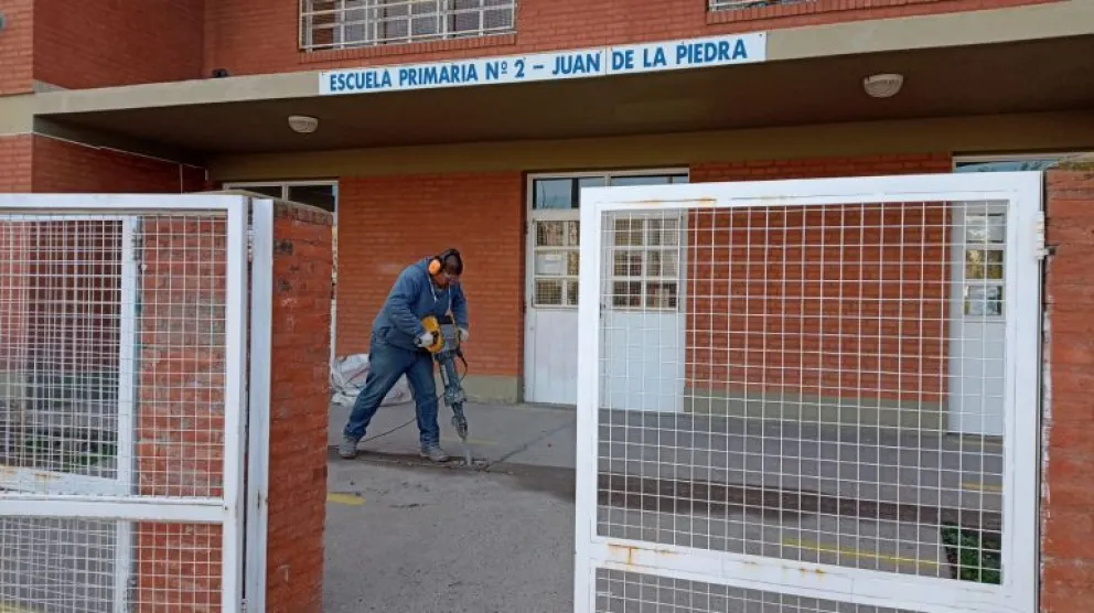 Terminaron los trabajos por las cañerías de gas en las escuelas 2 y 336 de Viedma