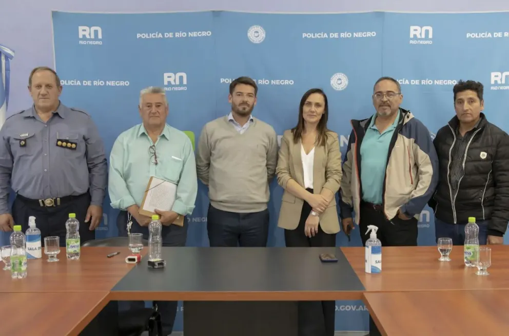 Es oficial un aumento del 30% a los policías equiparando a los otros gremios estatales