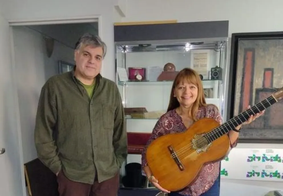 Por la devoción a Gardel, estrechan vínculos los clubes de fans