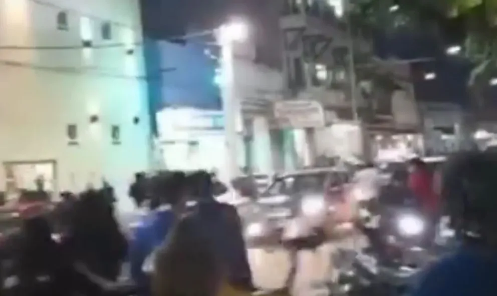 |VIDEO| Estudiantes fuera de control: la presentación de una promoción terminó de la peor manera posible