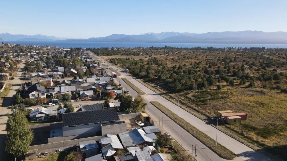 Embellecerán todo el trazado de calle Esandi con árboles y plantas