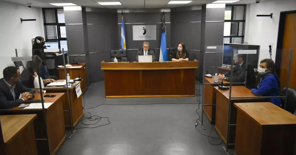 Viedma: condena e inhabilitación para médica que dejó a un niño con daño cerebral irreversible