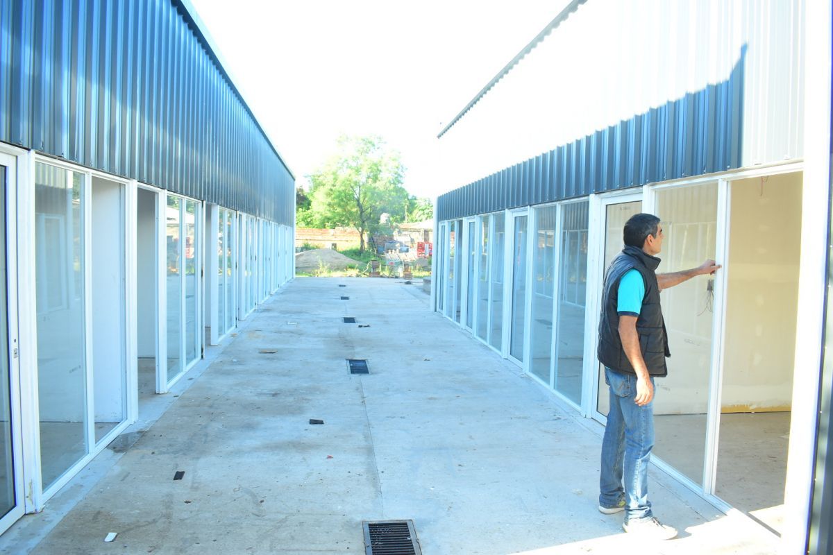 Avanzan a buen ritmo los trabajos de nuevos módulos comerciales del Paseo San Martín