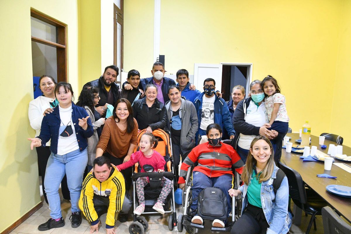 El intendente Jofré recibió a alumnos de talleres Super Arte que realizaron recorrida por la ciudad