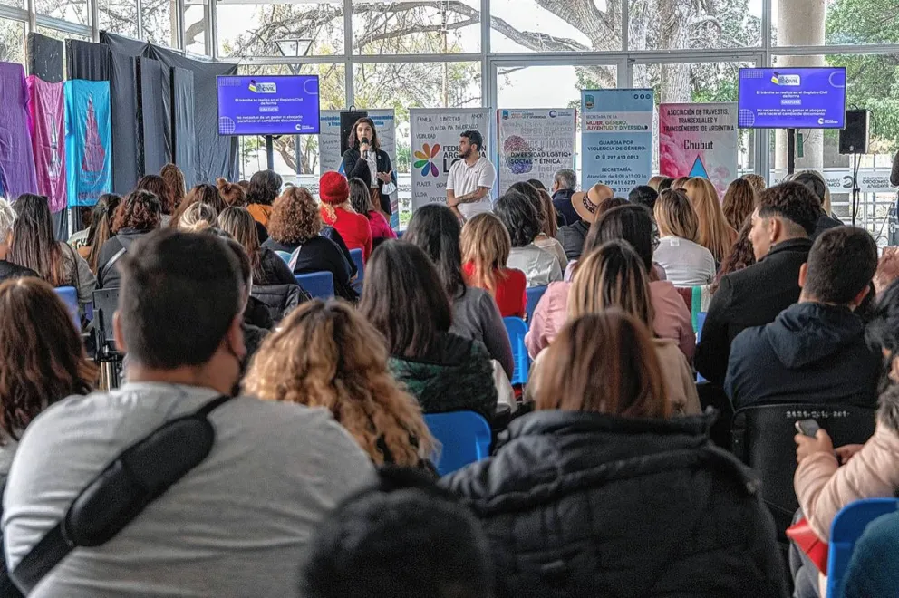 La Dirección de Diversidad celebró los 10 años de la Ley de Identidad de Género con una jornada de sensibilización