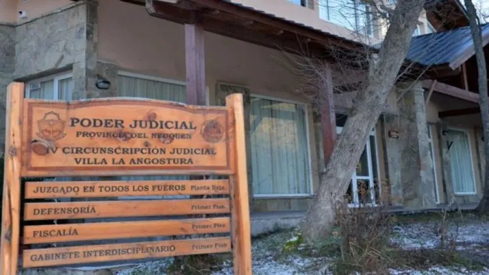 Siguió a una joven a la salida de un bar y la golpeó para intentar violarla: quedó libre