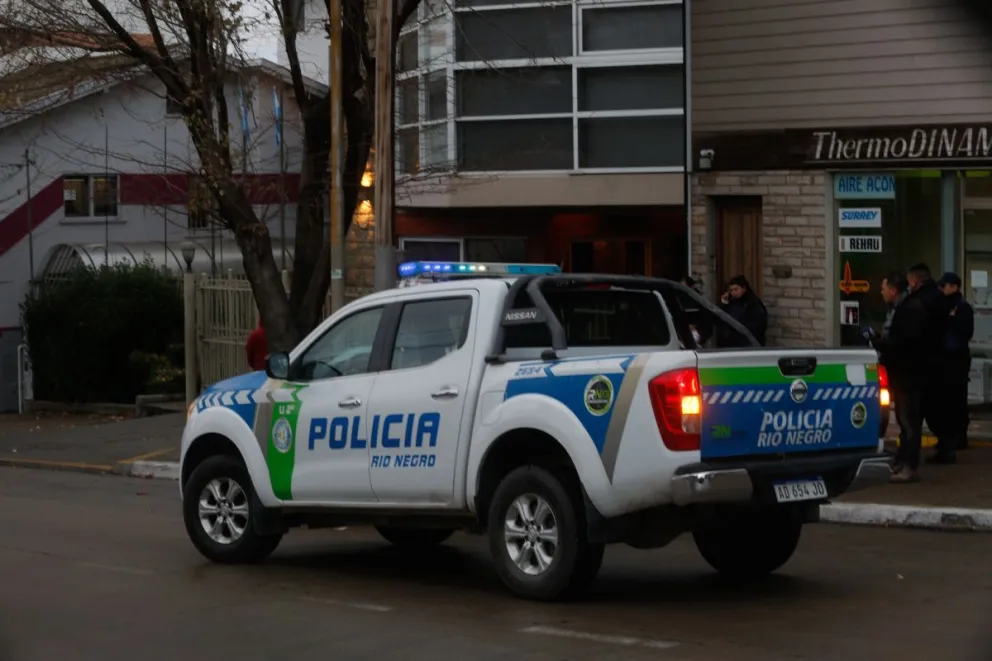 La Policía de Río Negro continúa trabajando en los delitos diarios para encontrar a sus responsables / Foto de Archivo.