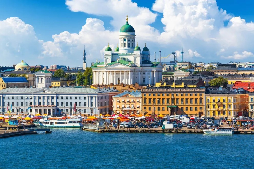 Presidente y primera ministra de Finlandia respaldan solicitar ingreso a OTAN