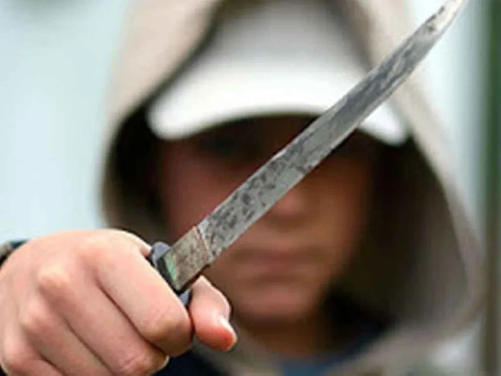 Terrorífico: mató a su papá, lo descuartizó y se lo comió en un guiso