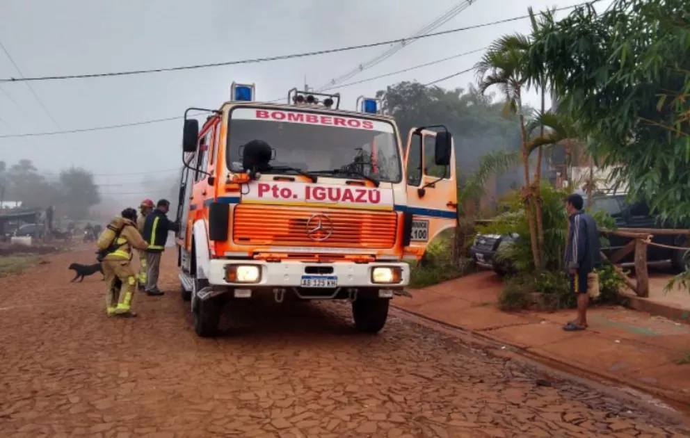 Iguazú: se incendió un automóvil e investigan si habría relación con la venta informal de combustible
