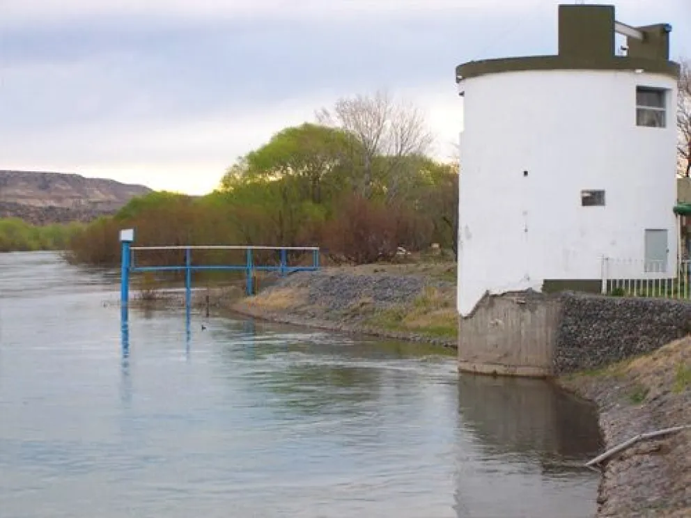 Gran parte de la ciudad afectada por el corte de agua ¿Cuándo vuelve el servicio?