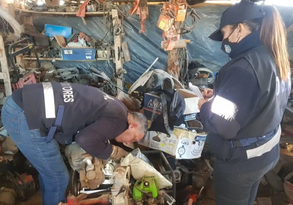 La policía de Río Negro secuestró autos truchos