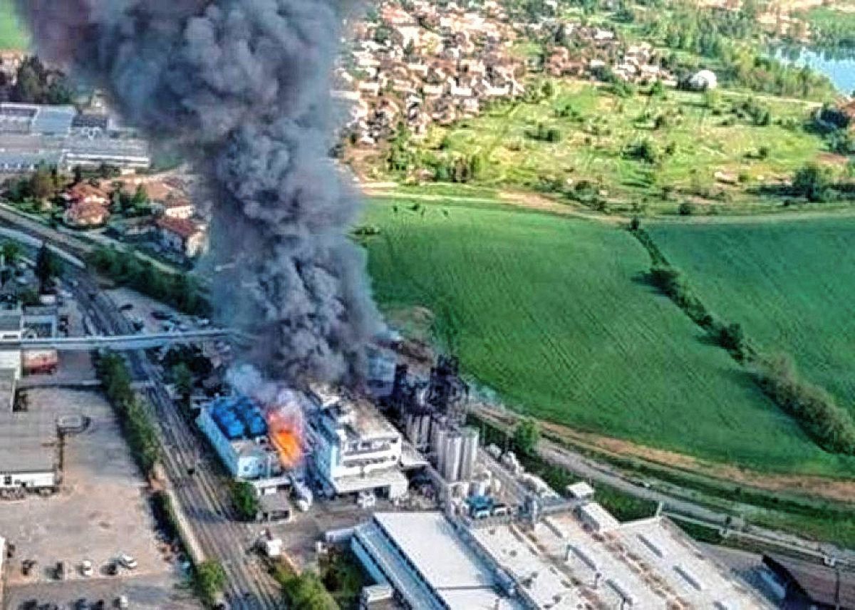 Reportan fuerte explosión en fábrica química en Eslovenia