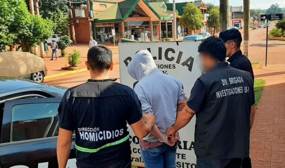 Acusado del crimen de su padre declaró en audiencia indagatoria Acusado del crimen de su padre declaró en audiencia indagatoria
