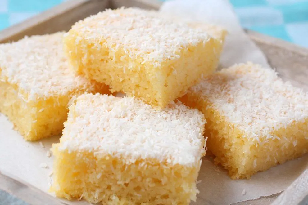 Receta para amantes de lo dulce: prepará una torta de coco bien esponjosa