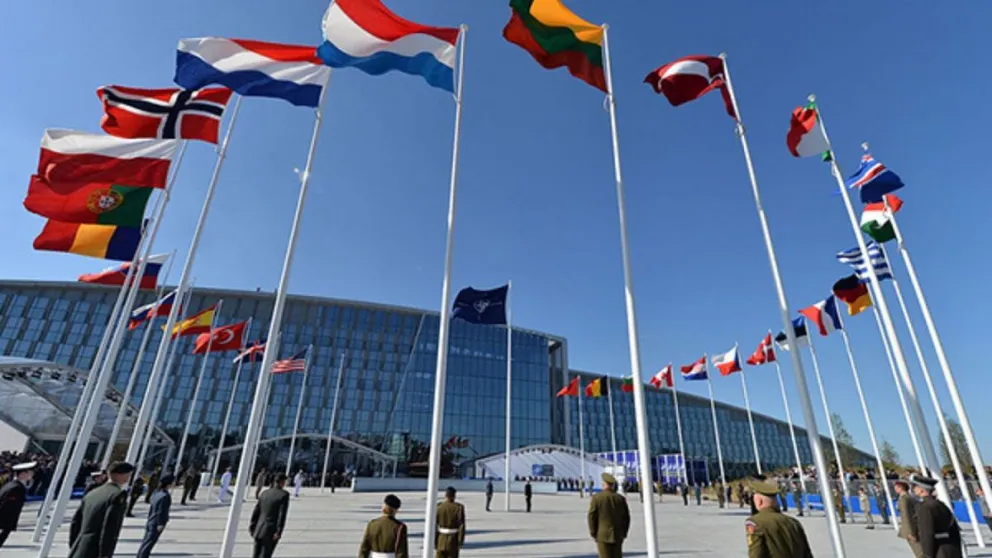 Finlandia y Suecia quieren ingresar a la OTAN y Rusia promete represalias 