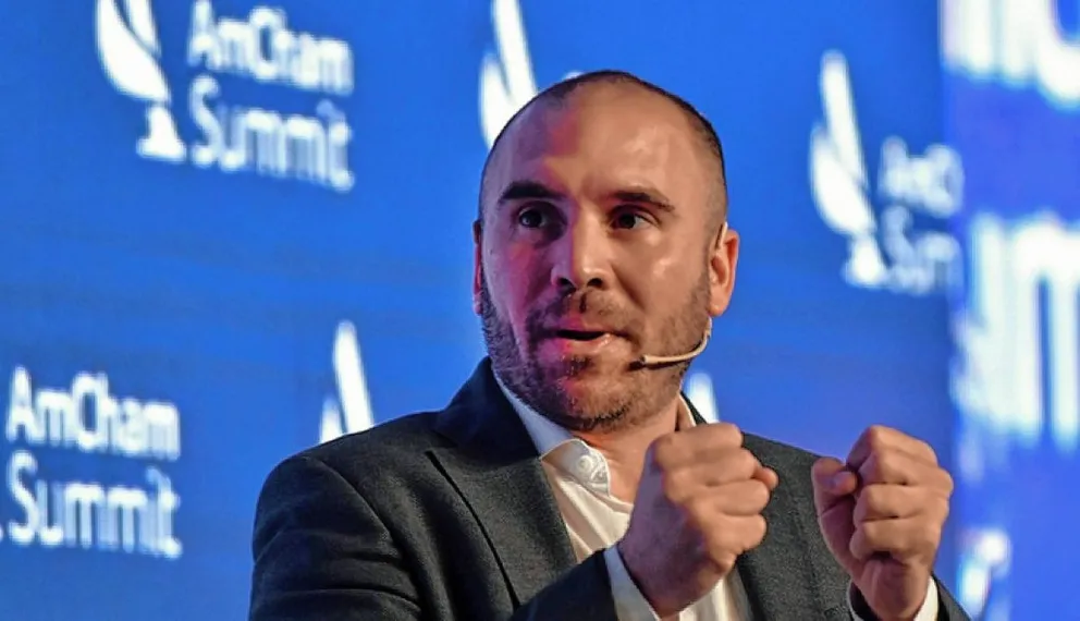Guzmán anticipó que subirá el tope del Impuesto a las Ganancias de los sueldos pero no fijó fecha