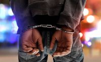 Policía salteño detenido con gran cantidad de cocaína y más de un millón de pesos 