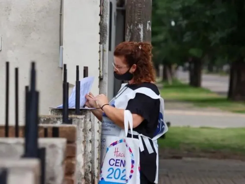 Alertan por estafas y robo de datos: cómo detectar a los censistas truchos 