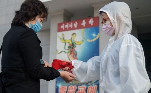 Corea del Norte reportó 21 nuevas muertes por fiebre en medio de su primer brote oficial