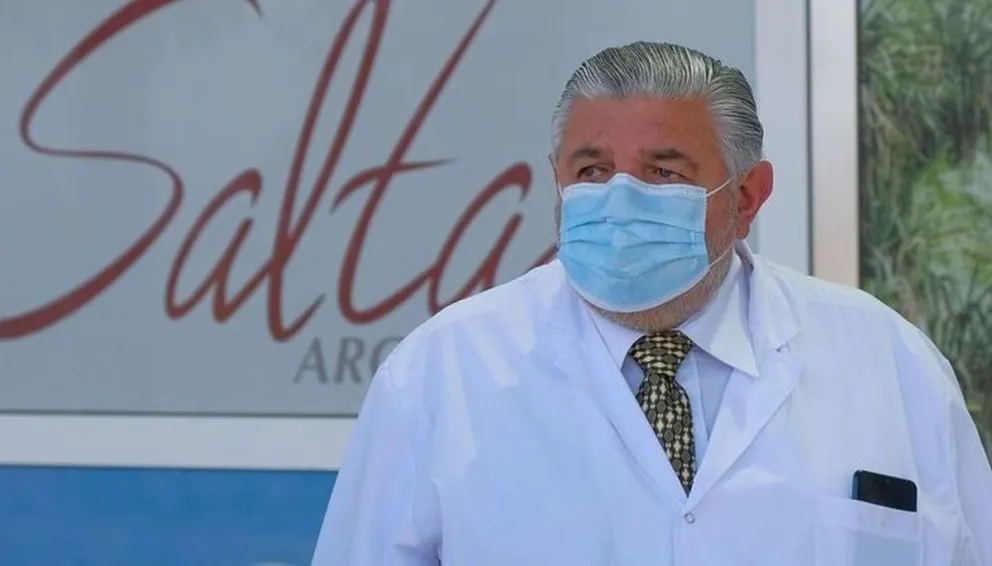 ministro de Salud Juan José Esteban