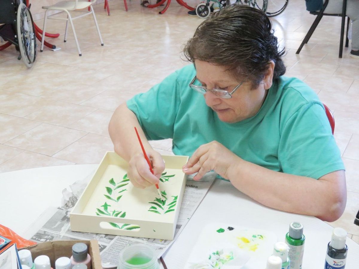 Una propuesta artística para el bienestar de los abuelos
