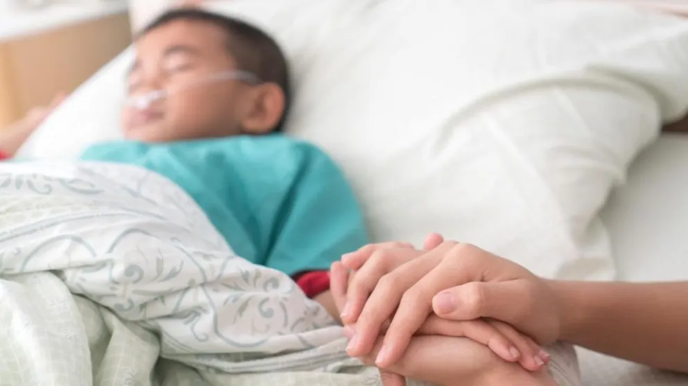 Un estudio demostró que la hepatitis grave detectada en niños está vinculada con el coronavirus